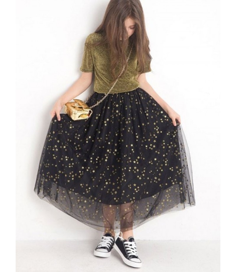 Shiny T-Shirt and Star Pattern Tulle Skirt Set